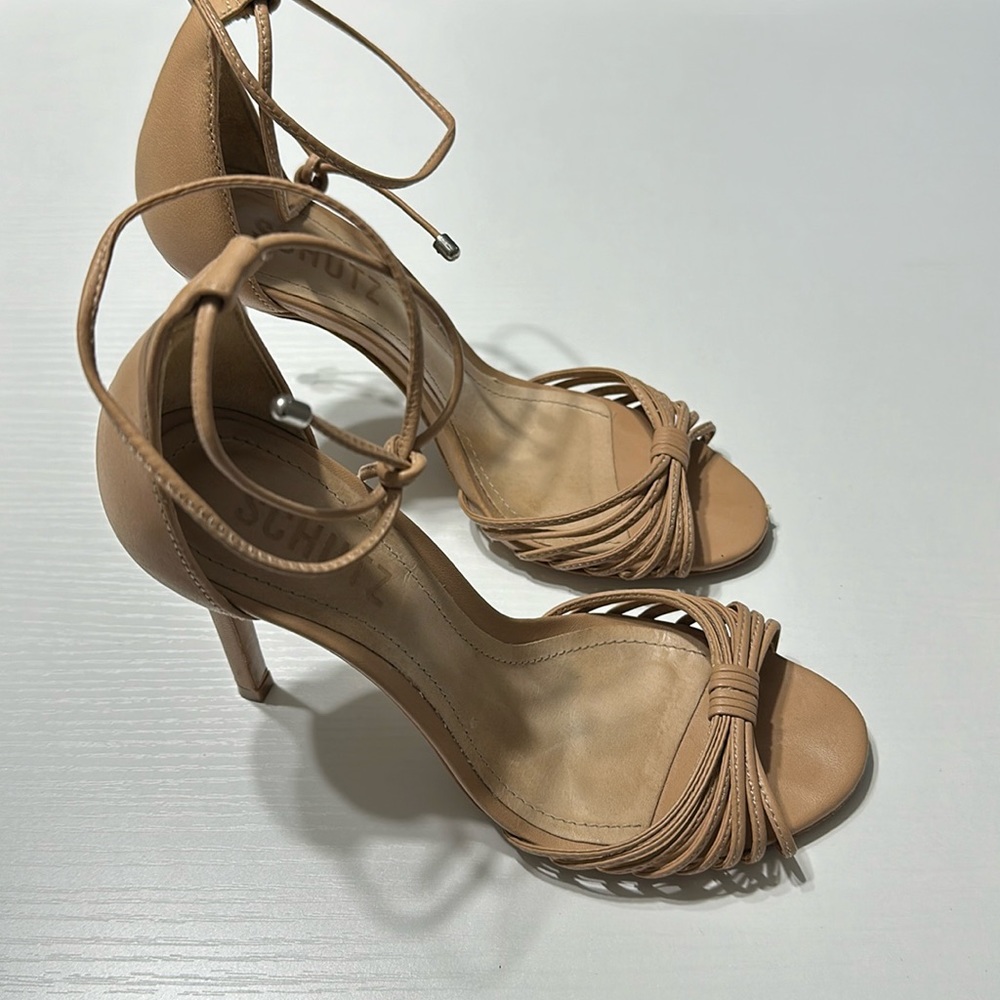 Schutz | Strap Round Sandal